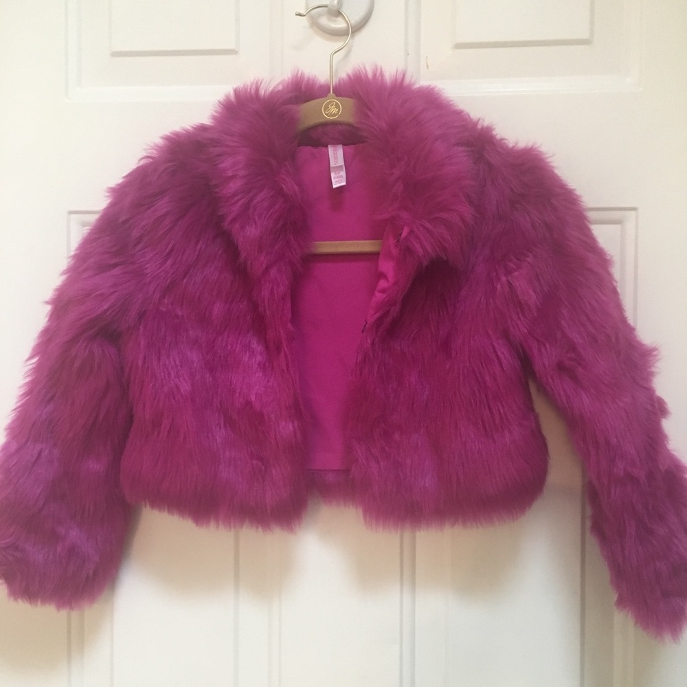 Xhilaration Faux Fur Jacket Sz 6/6x NWOT - Picture 1 of 5